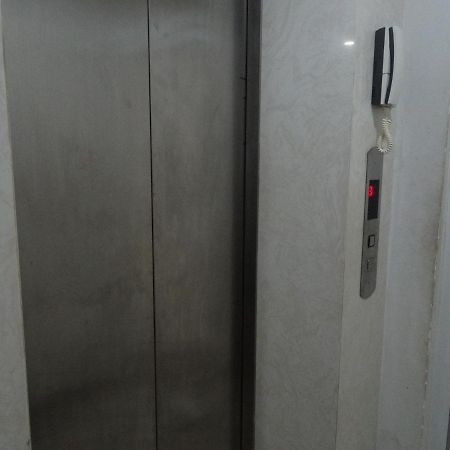 Tan ThàNh Hotel Хошимин Екстериор снимка