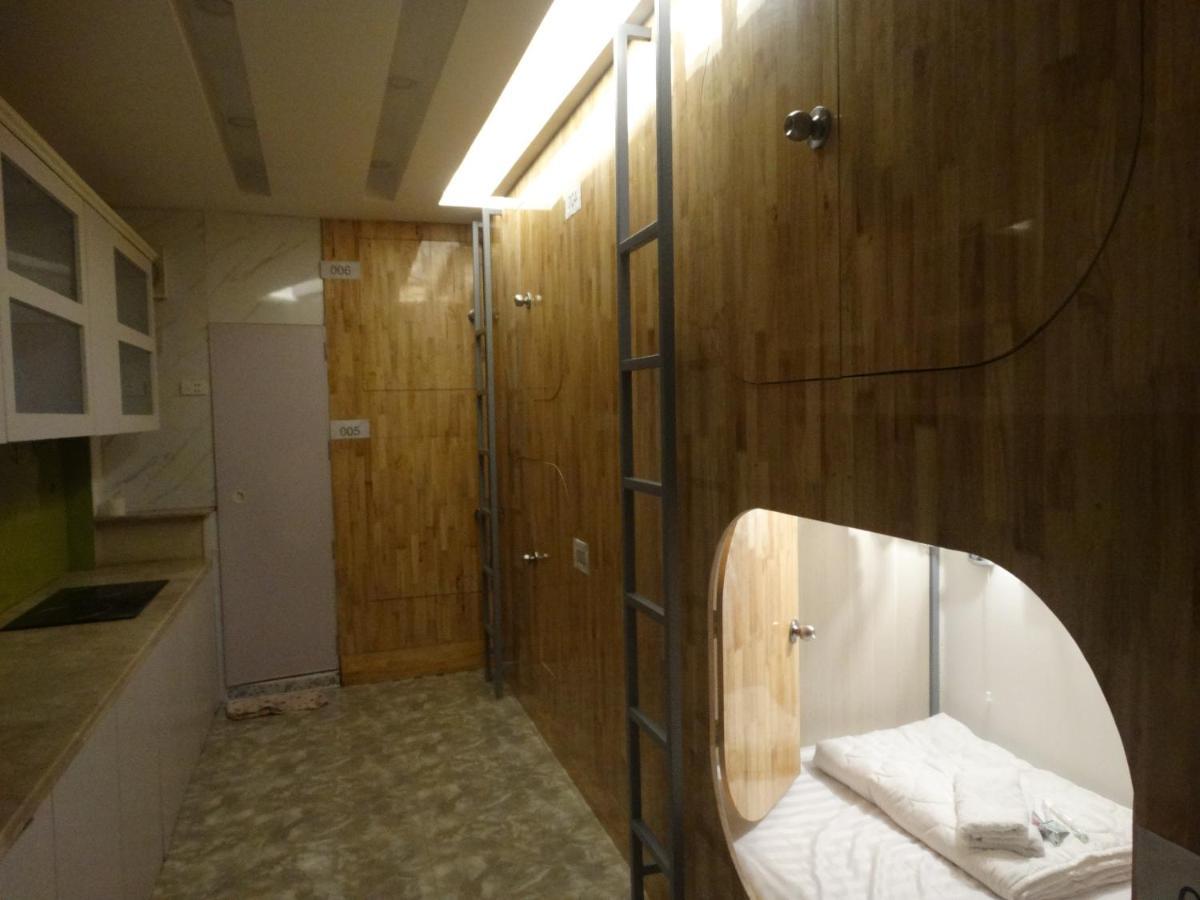 Tan ThàNh Hotel Хошимин Екстериор снимка