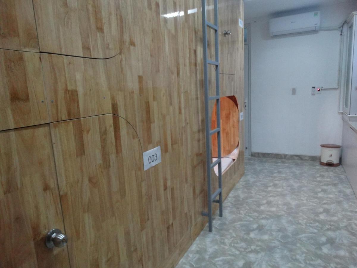 Tan ThàNh Hotel Хошимин Екстериор снимка